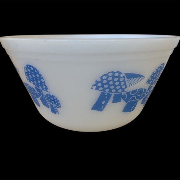 Rare Vintage Federal Glass 9” Blue Mushroom Bowl - Picture 3 of 10